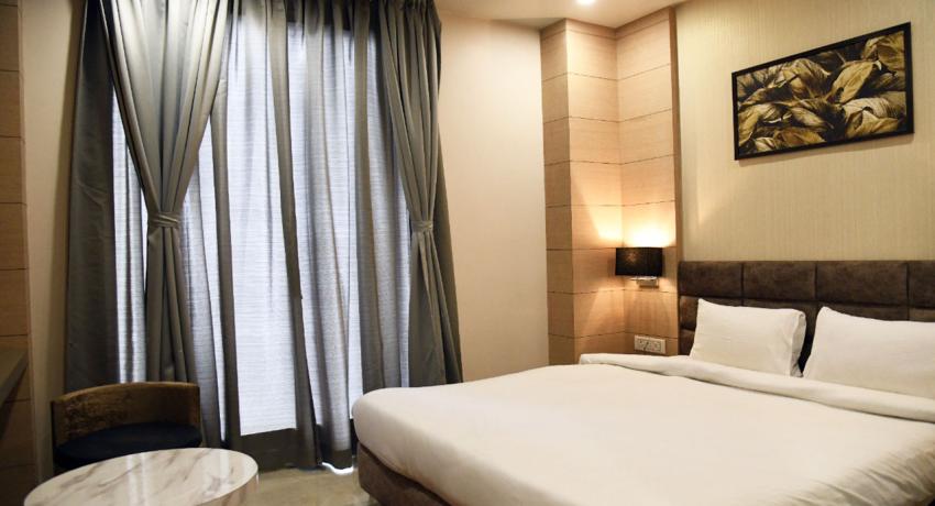 BM Grand Super Deluxe Room